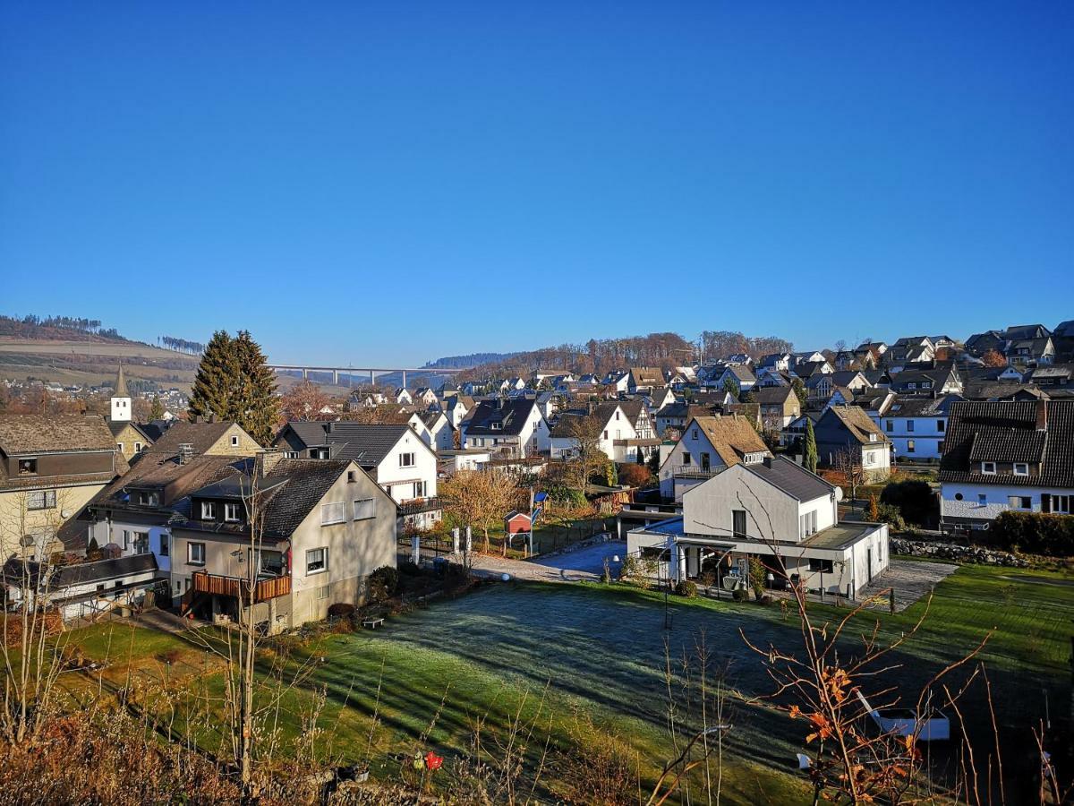 Ferienwohnung "Am Kreuzfelsen" Bestwig Eksteriør bilde